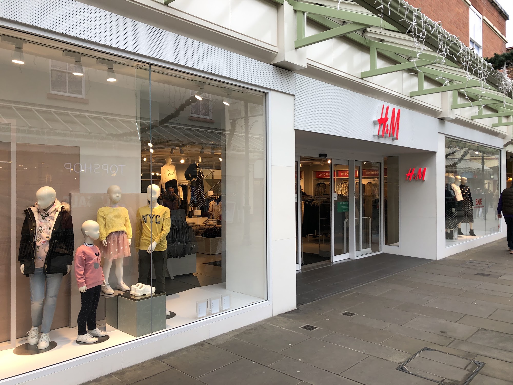 H&M