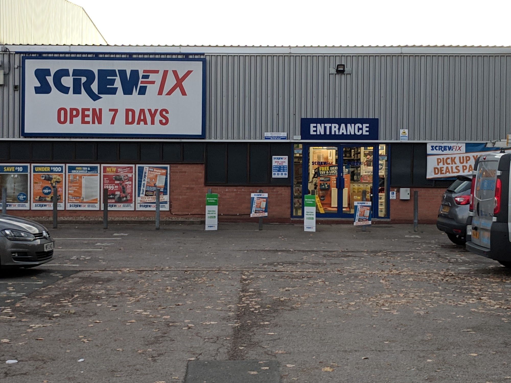 Screwfix Redditch - Park Farm South