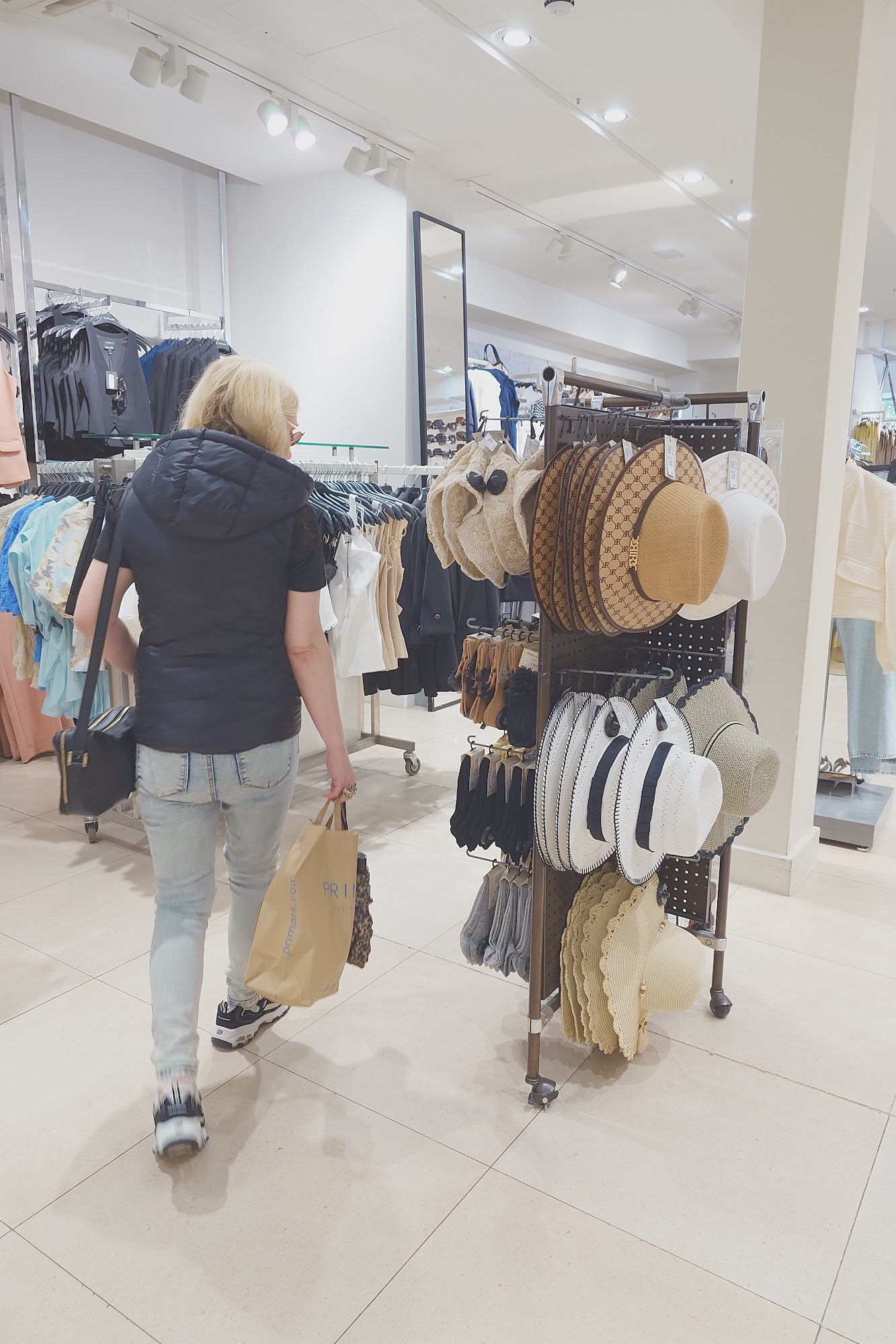 River Island