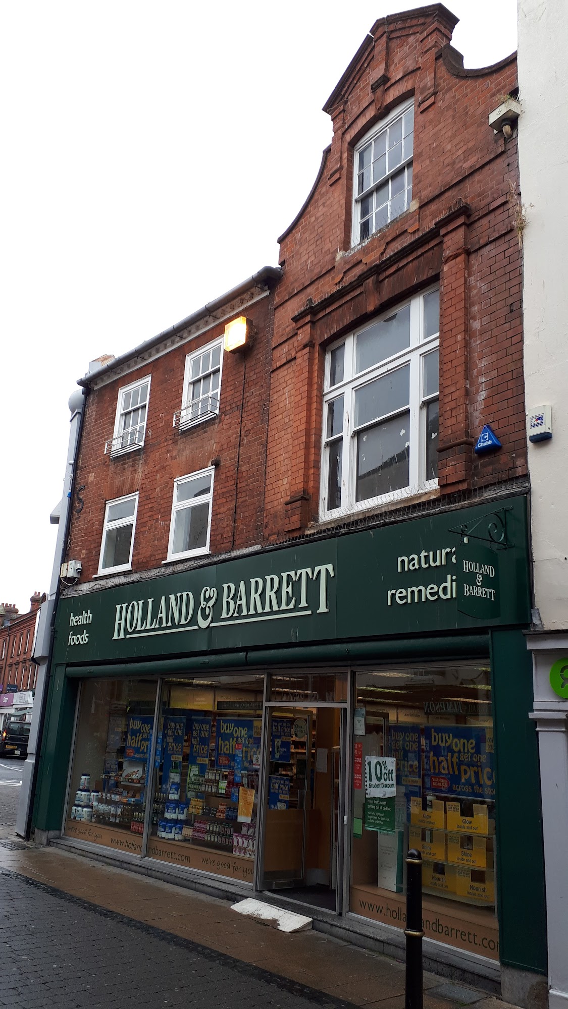 Holland & Barrett - Worcester