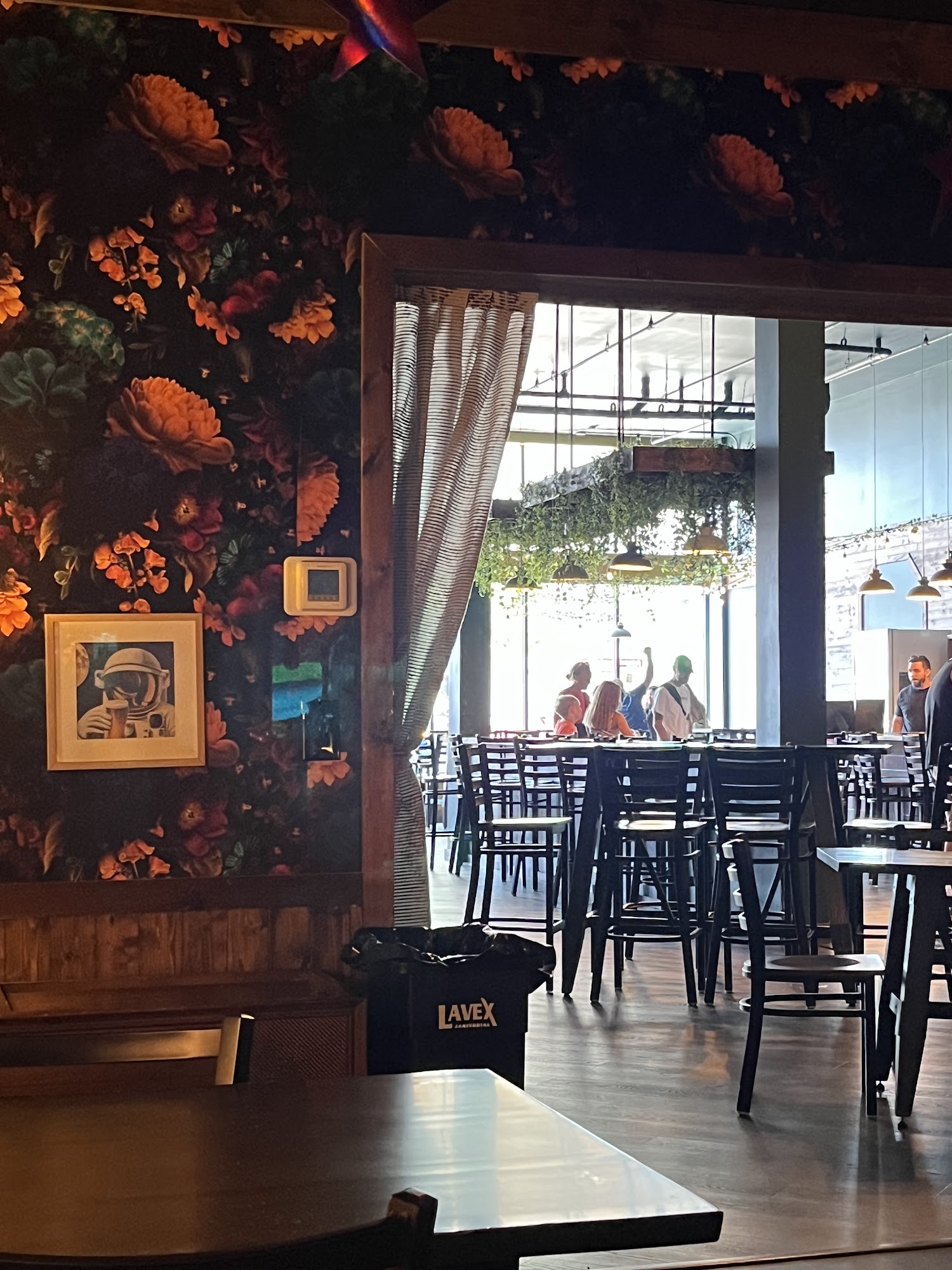 Lefty’s Place Menu