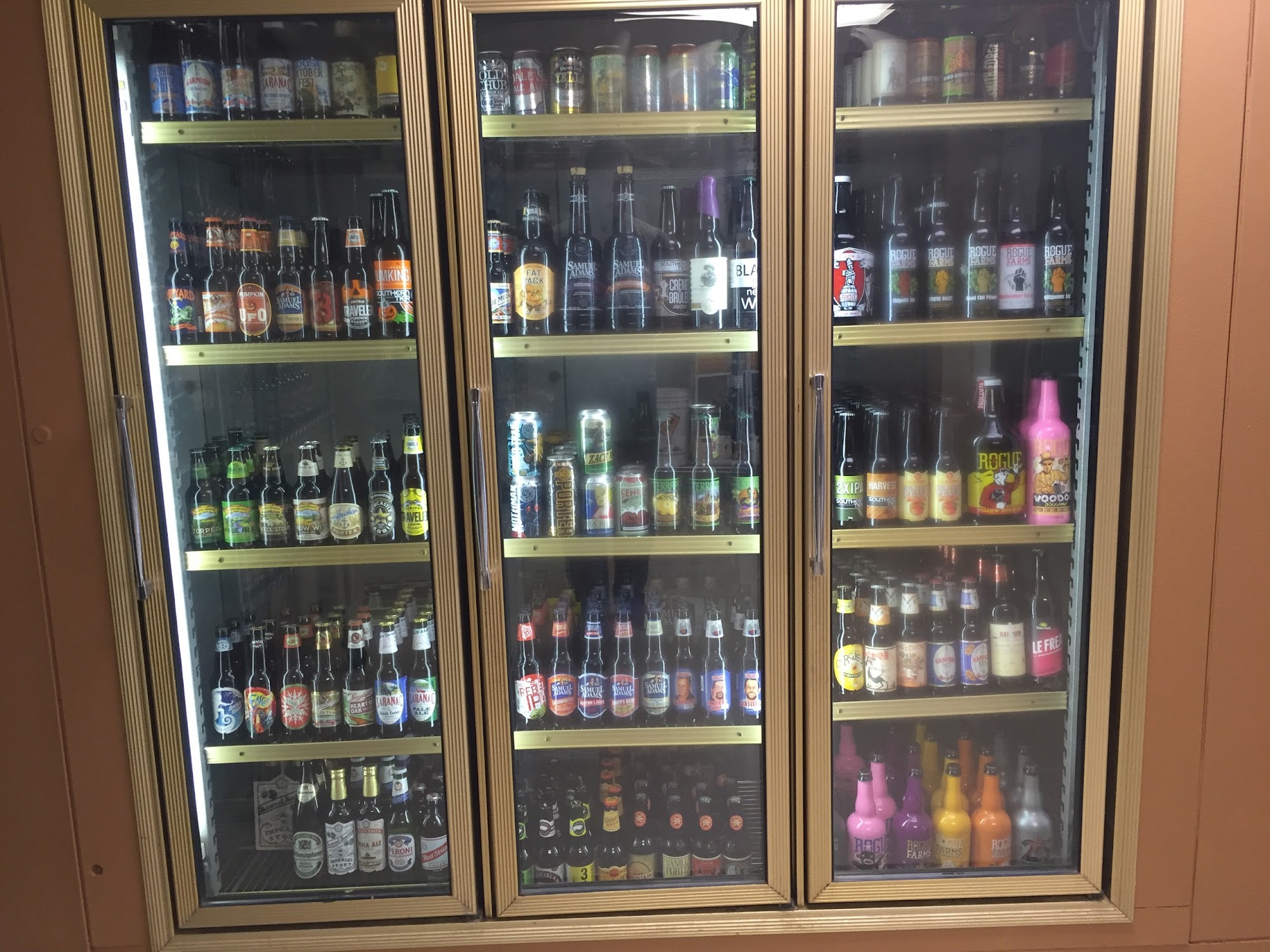 Brewstel Brew Shop and Hostel Elkins