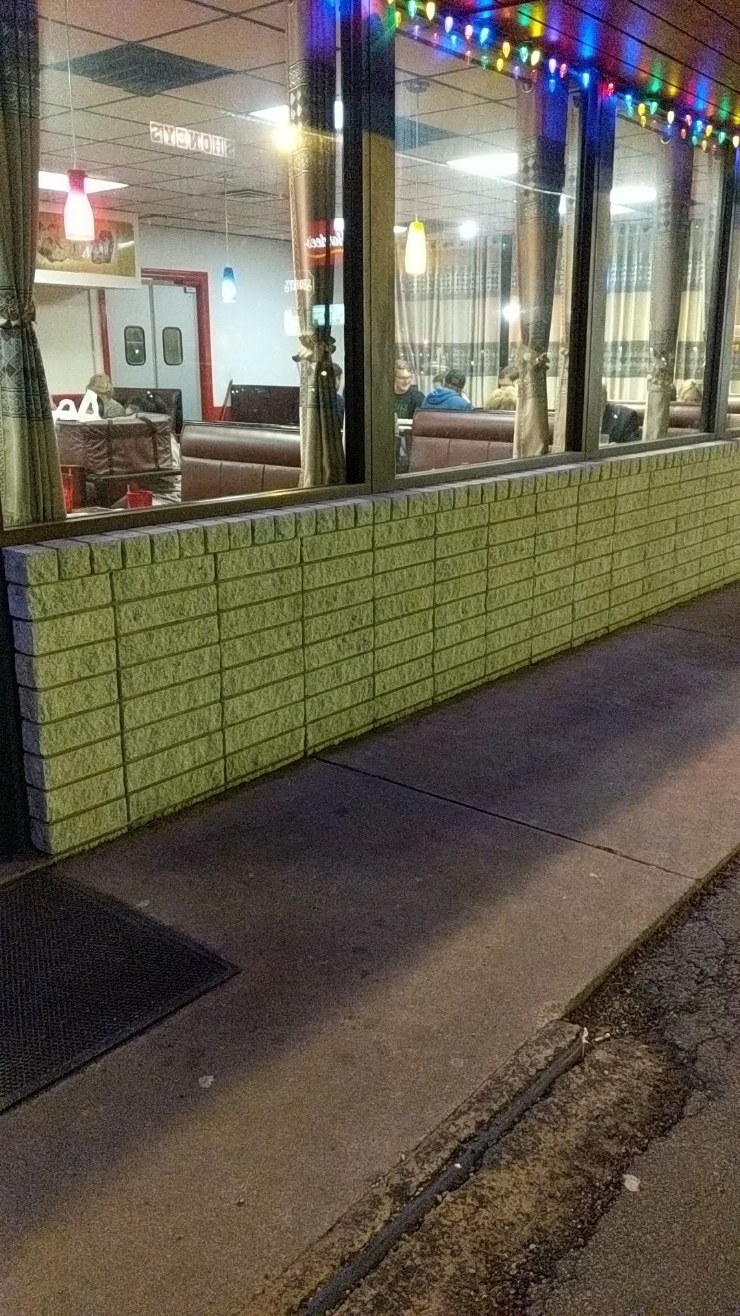 No. 1 Kitchen west end! Huntington