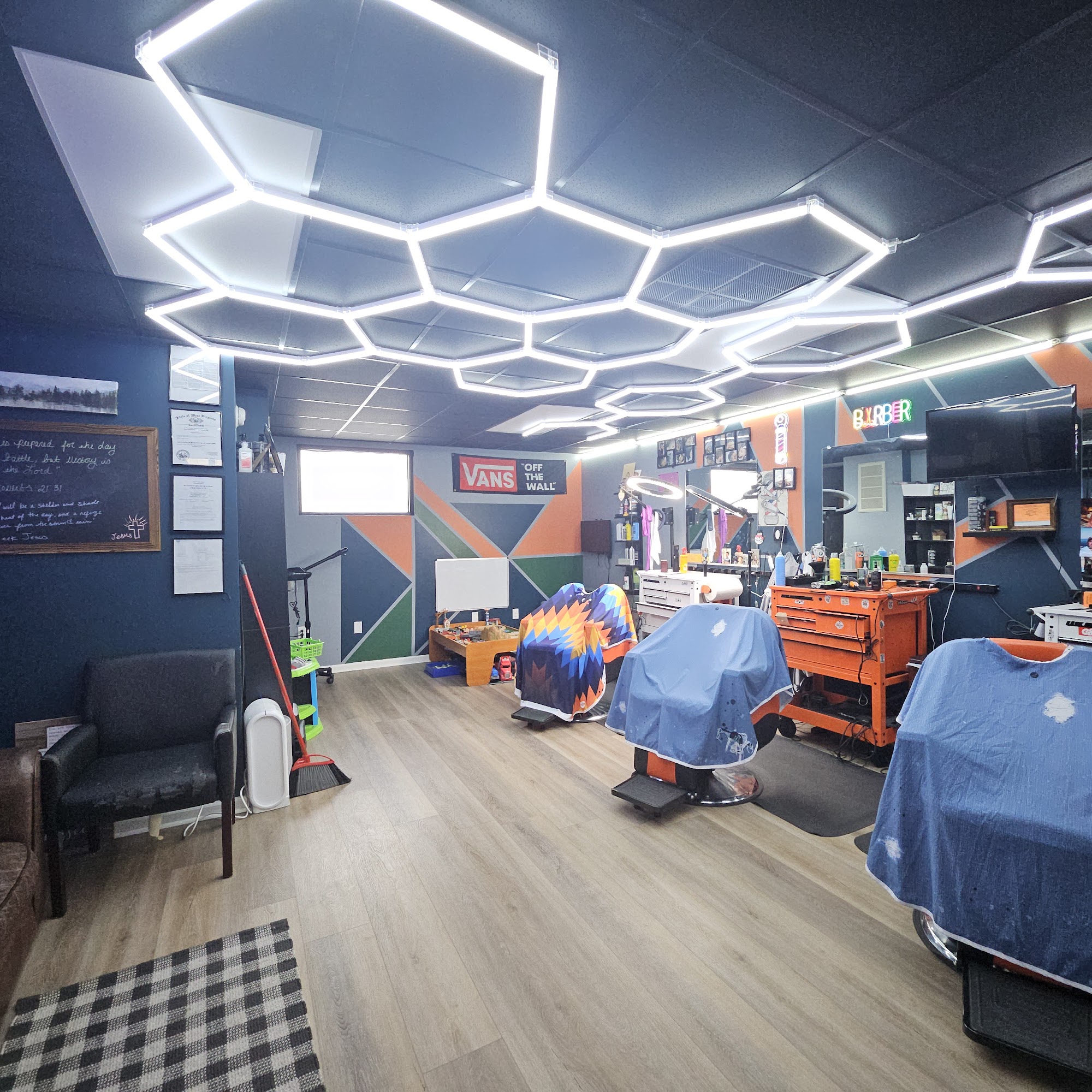 304 Barber Lounge 101 Medical Ct Suite 204, Martinsburg West Virginia 25401