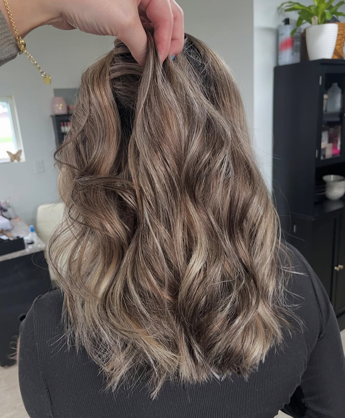 Hallie’s Hair Shop