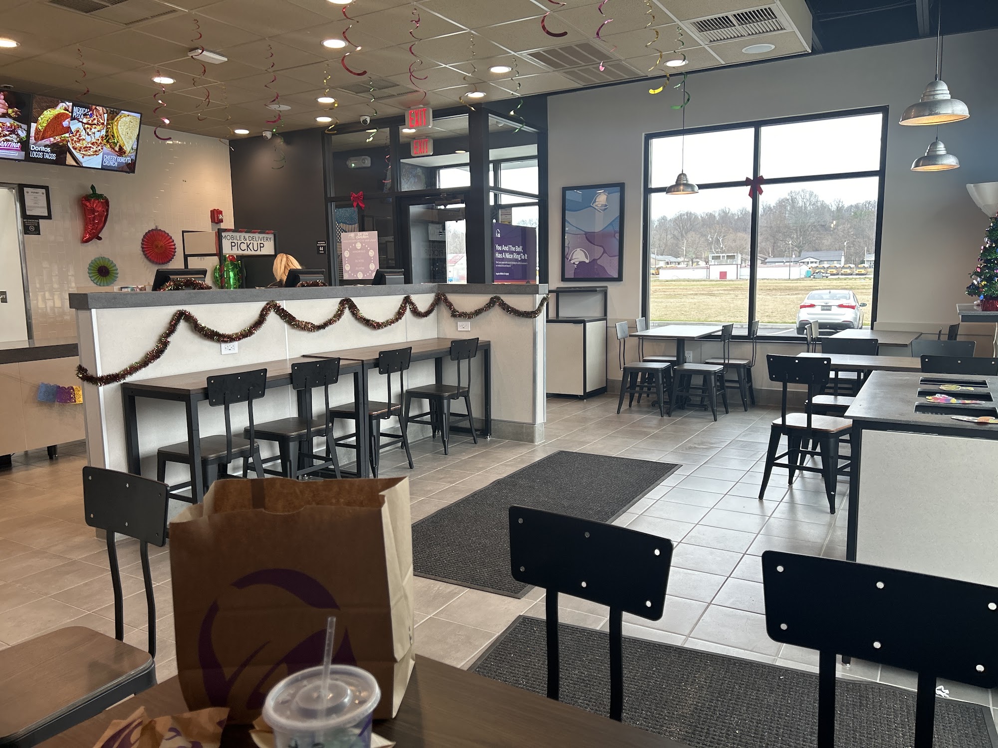Taco Bell 2302 Jackson Ave, Point Pleasant, WV 25550