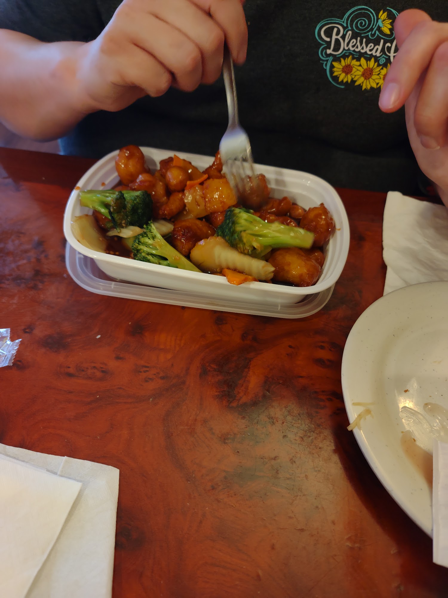 Main Tin Restaurant South Charleston