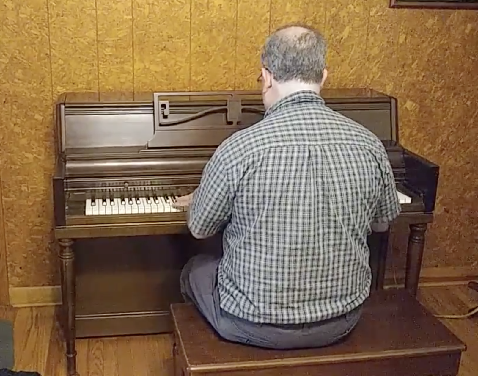 Mangus Piano Services