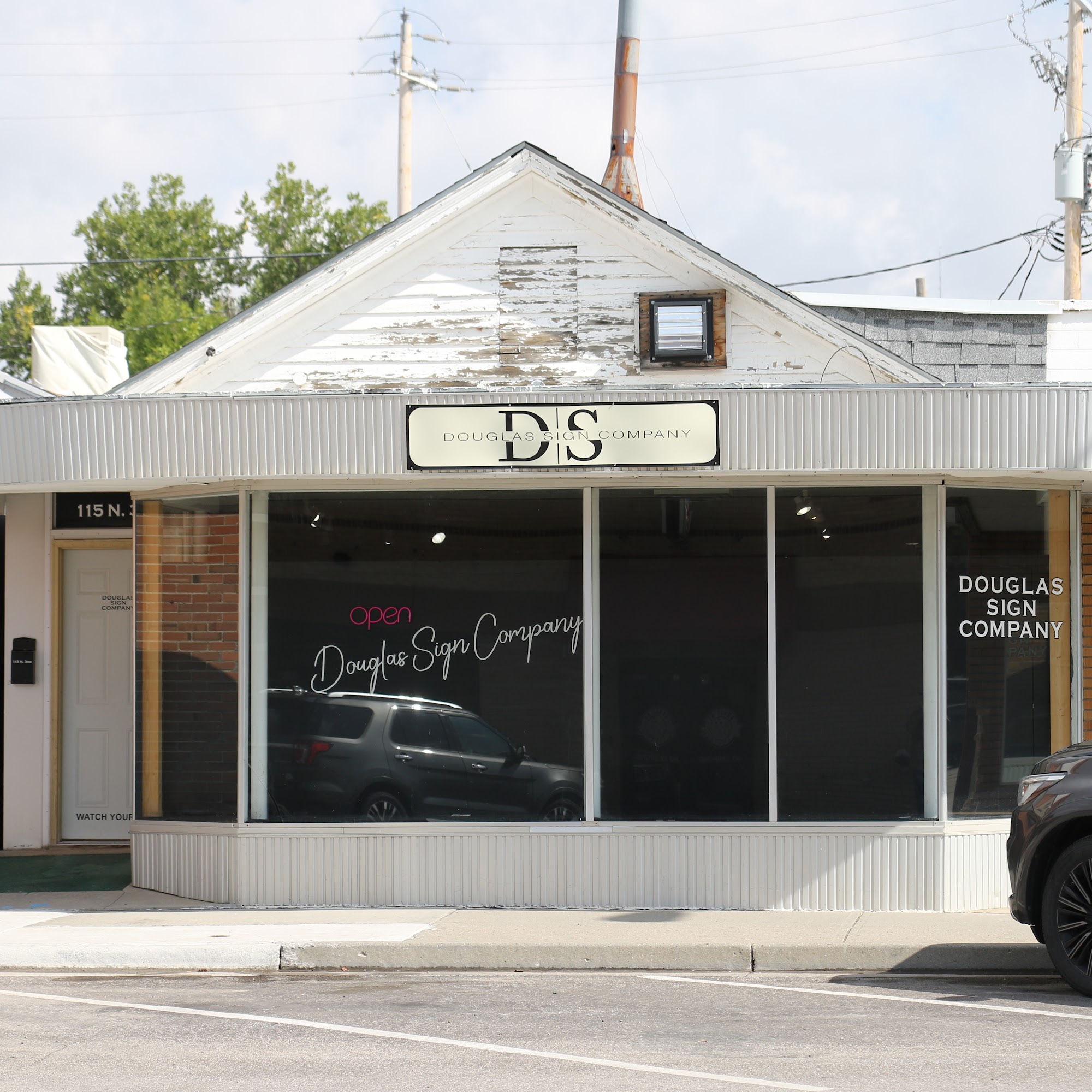 Douglas Sign Co Douglas