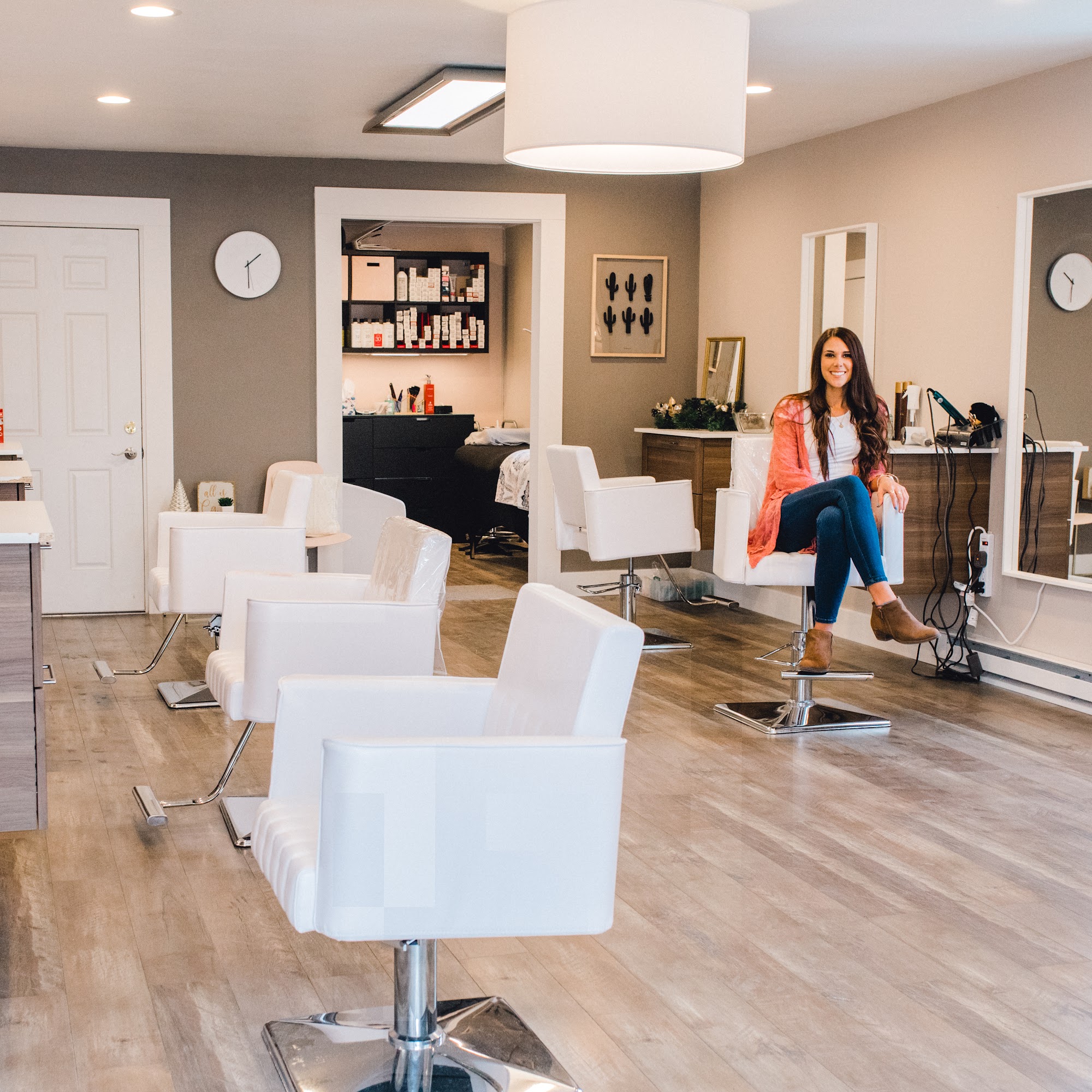 desert rose salon and spa 385 E South St, Powell Wyoming 82435