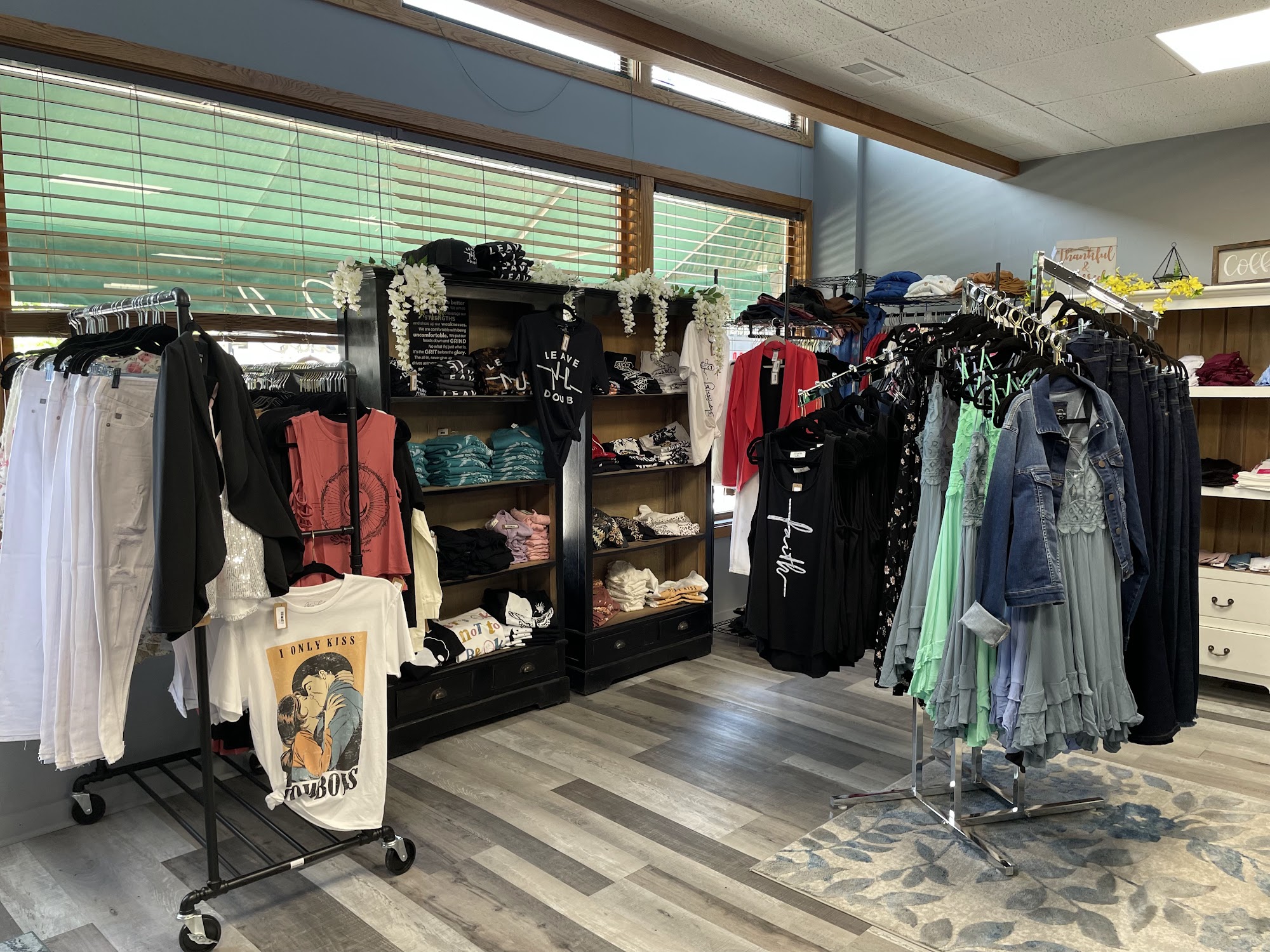 Rose Petal Beauty 44 S Main St, Sheridan Wyoming 82801